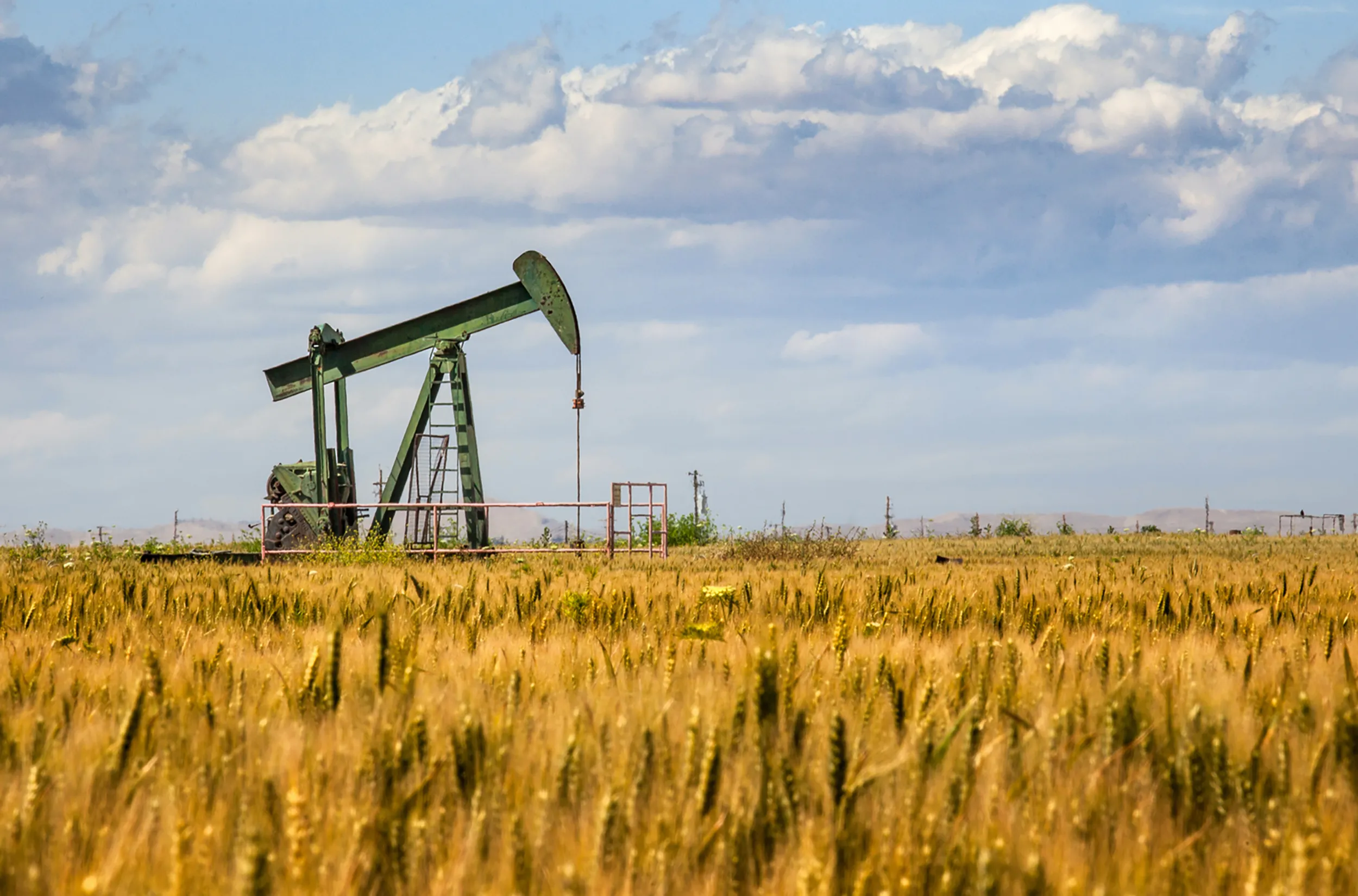 Investing In Oil Wells: Where To Put Your Money In 2023